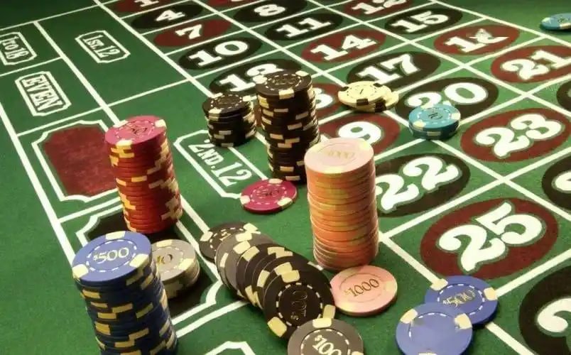 8888 gaming Live Baccarat Table မြန်မာ ကစားသမားများ MMK ဖြင့် ကစားနေသောမြင်ကွင်း